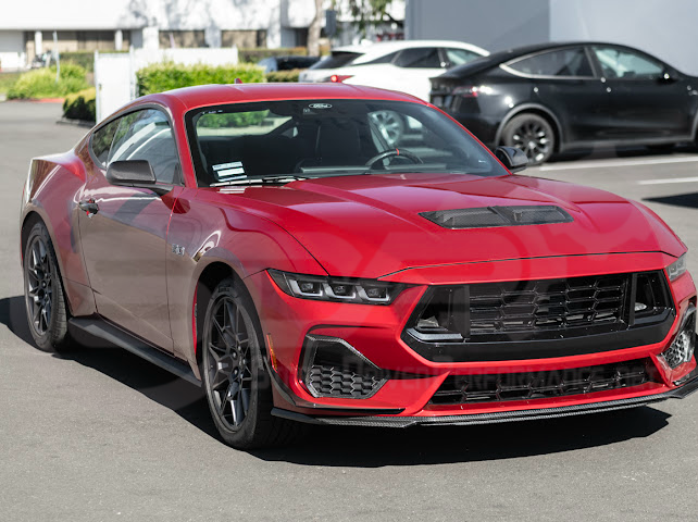 2024-UP FORD MUSTANG S650 | FRONT UPPER HOOD VENT INSERT